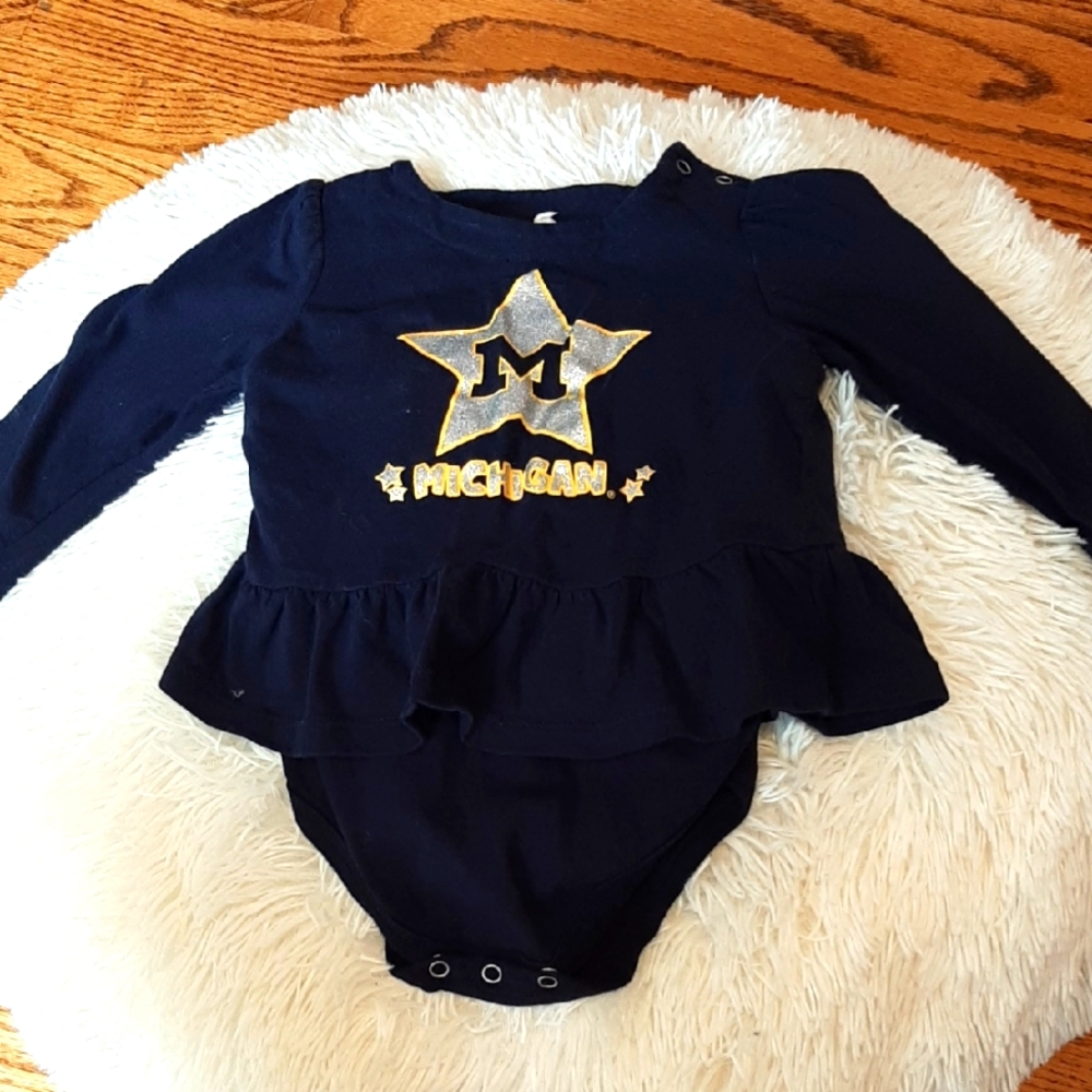 Colosseum Own The Stands Cheer Outfit- U of M 💙 💛